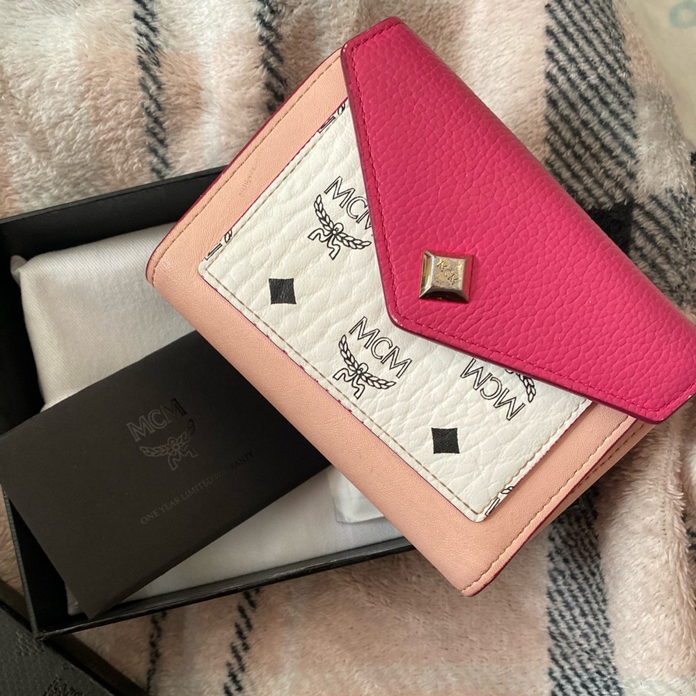 MCM Wallet